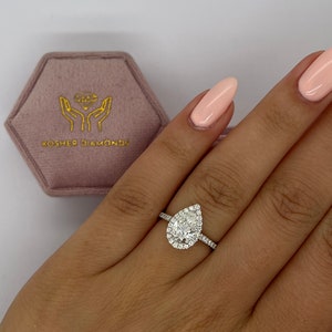 1.30 Carat E color VVS2 Clarity IGI CERTIFIED Pear Cut Lab Grown Diamond  Halo Engagement Ring 14k White Gold