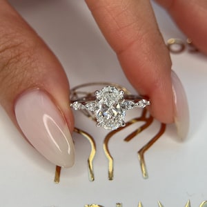UNIQUE MODEL 2.7 Carat D/VVS2 IGI Certified Lab Grown Oval Cut Lab Diamond Solitaire Hidden Halo Engagement Ring, Side Marquise Cut Diamonds