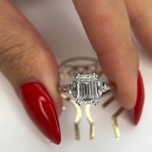 Antique Style 2.10 carat D Color VVS2 Clarity IGI Certified Emerald Cut Lab Grown Diamond Engagement Ring Side Round Diamonds 14k White Gold