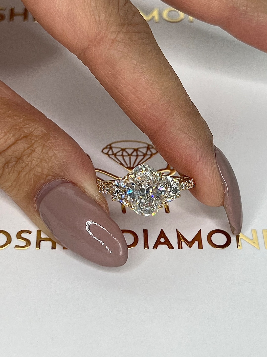 3.30 Carat IGI Certified E/VVS2 CUSTOM DESIGNED Oval Cut Lab Grown ...