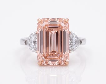 HUGE RARE 16.5 Carat Fancy Intense Pink VVS2 IGI Certified Emerald Cut Three Stone Lab Diamond Engagement Ring Side Hearts (D/VVS2) 18k Gold