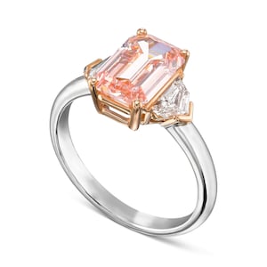 3.5 Carat IGI Certifed Fancy Vivid Pink Color VVS2 Emerald Cut Lab Grown Three Stone Diamond Engagement Ring Side Cadillac 18k Two Tone