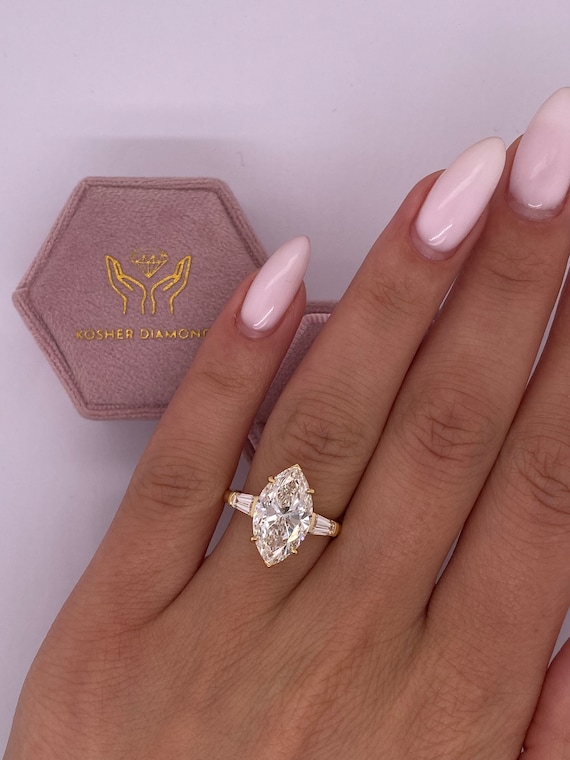 4.5 Carat F Color VS1 Clarity IGI Certified Marquise Cut Lab Grown Three Stone Diamond Engagement Ring Side Baguettes 14k Yellow Gold Etsy