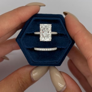 5.75 ctw IGI CERTIFIED E color VVS2 Clarity Elongated Radiant Cut Lab Created Diamond Engagement Ring Set, Matching Diamond Band 18k Gold