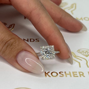 2.5 carat IGI Certified D Color VVS2 Clarity Princess Excellent Cut Lab Created Diamond Halo Engagement Ring, 14K White Gold