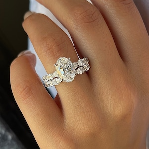4 carat IGI CERTIFIED E Color VVS2 Clarity Oval Cut Lab Grown Diamond Hidden Halo Engagement Ring & Oval Diamond Matching Band Set 14k Gold