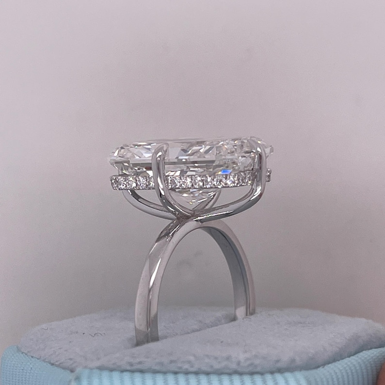 GIGANTIC DREAMY 10.15 Carat IGI Certified F/VVS2 Radiant Cut Lab Grown ...