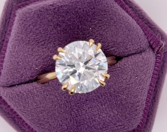UTSÄTTNINGSREA 5,01 karat E-färg VS1-klarhet IGI-certifierad rund idealslipad labgrown diamant solitaire förlovningsring 14k gult guld