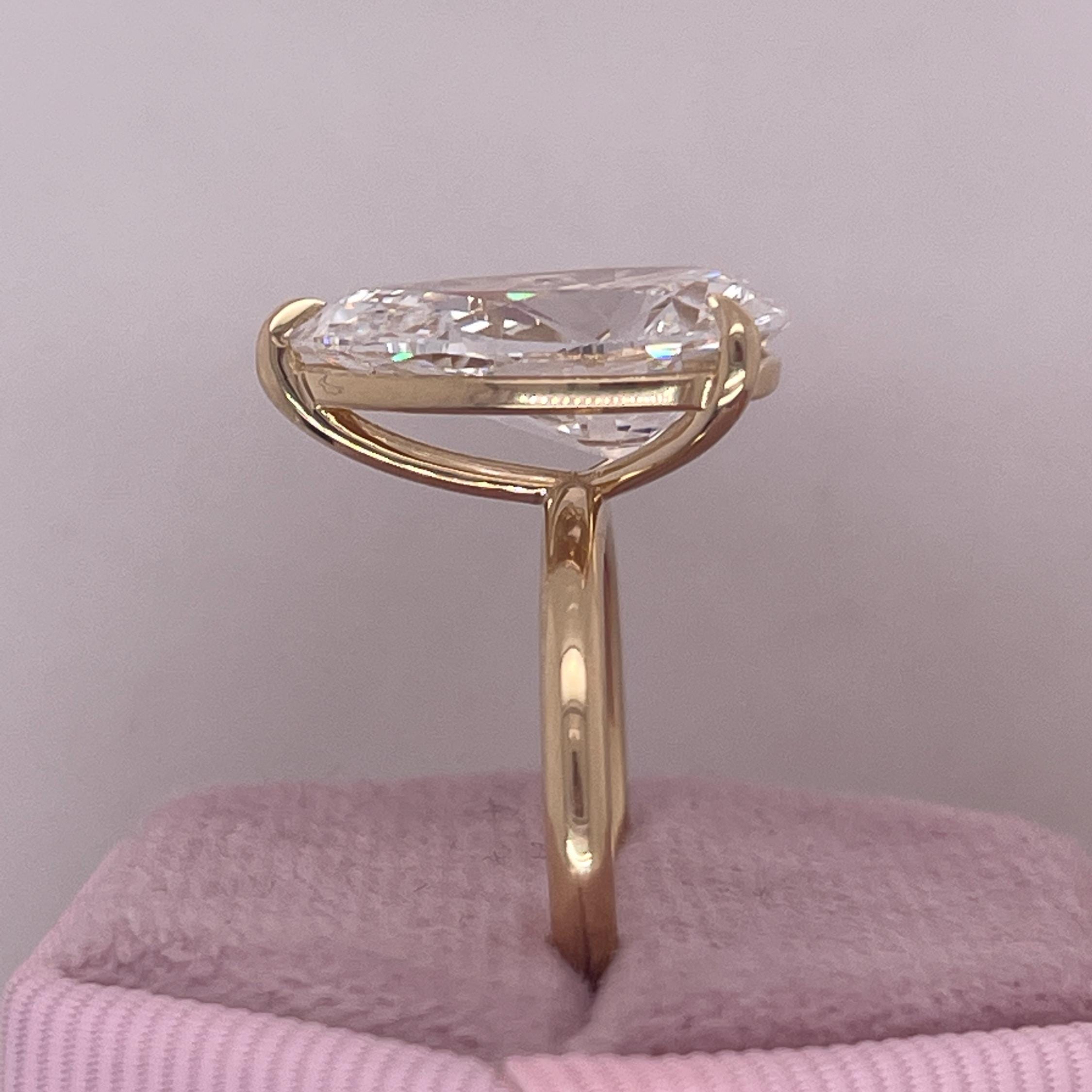 HUGE 7 Carat F Color VS1 Clarity IGI Certified Pear Cut Lab
