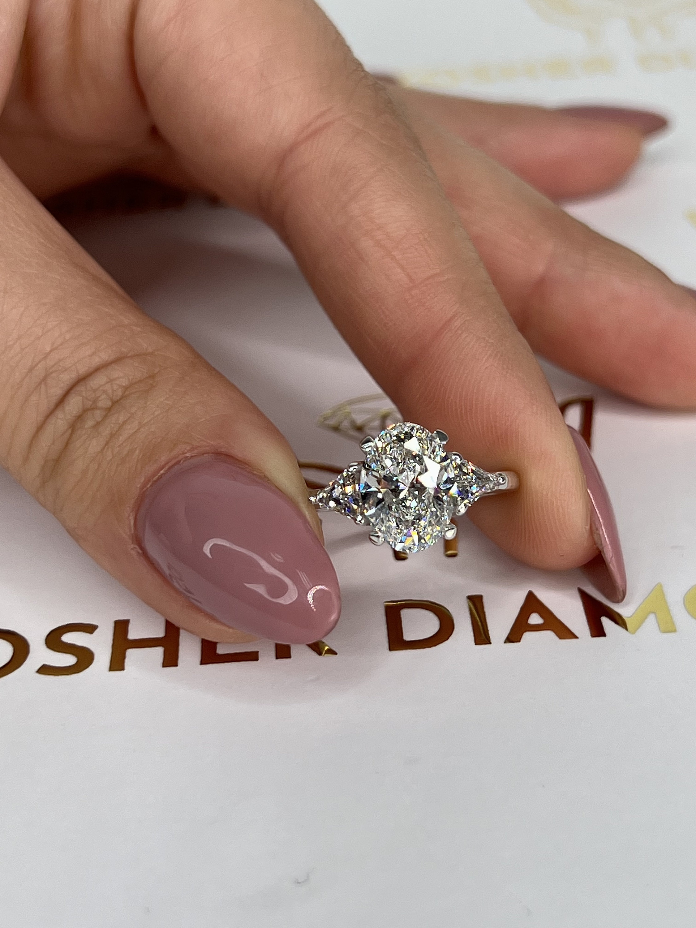 3.5 Carat IGI CERTIFIED E/VVS2 Oval Cut Three Stone Lab