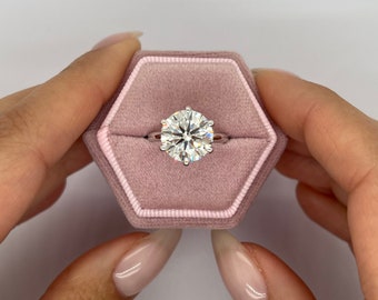 Huge IGI CERTIFIED 5 Carat E Color VVS2 Clarity Round Ideal Cut Lab Grown CVD Diamond Solitaire Engagement Ring 6 Prongs 18k White Gold