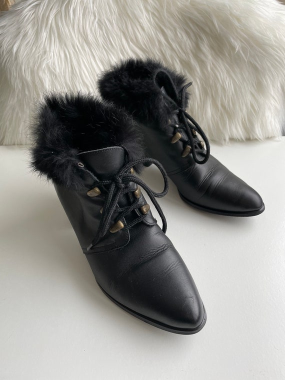 Vintage Black Boots Fur Trim Low Heel Lace Up Sho… - image 7