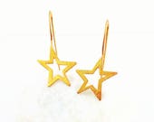 Open Star Gold Earrings With Matte Finish, Galaxy Jewellery For Daily Wear, Celestial Gift For Daughter Graduation, Christmas Star Jewelry