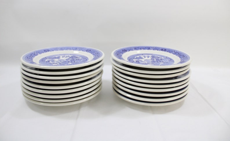 Blue and White Transferware Dinner Plates, 18 Restaurant Ware Dishes ...