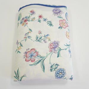 Laura Ashley Chinese Silk Pattern Full Flat Sheet, Vintage Laura Ashley Bedding, Off White Floral Full Size Flat Sheet, Free USA Ship