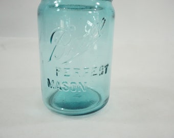 Ball Jar, Ball Perfect Mason Offset Jar, Pint Blue Glass Glass Canning Jar, Pint Size, Zinc Lid,  1913-1922  #4 Preserving Jar, Free Ship