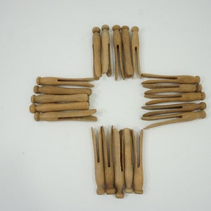 Wooden Clothes Pins, 20 Natural Wood Clothes Pins, Round Wooden Pins, Vintage Push Laundry Line Clothes Pins, Craft Supply, #272 Free Ship