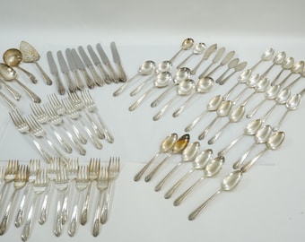 WM Rogers Silverplate Flatware Set, 1939 Allure Silverplate Plate International Silverware 70 pcs, Lot 123 Free USA Ship