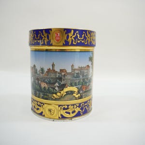 Lebkuchen-Schmidt Empty Biscuit Tin, Embossed Collectible Confectionery Tin, Round Tin, Gingerbread Nurnberger Lebkuchen Free USA Ship