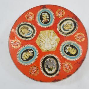 Vintage Round Metal Tin, Biscuit Tin, W. & R. Jacob and Co Ltd., English Tin, Music Theme, Mozart, Greig Verdi Low round tin  Free USA Ship