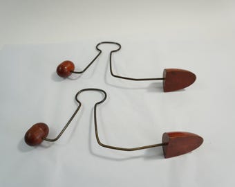 Women's Shoe Trees, Vintage Flexible Shoe Shapers, Elegant Closet Decor, Wood and Metal Shoe Stretchers, Shoe Tree Shapers Free USA Ship