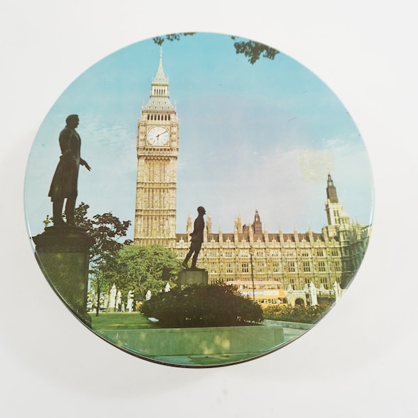 Round Empty Tin, 10" Dia Tin, Vintage Tin, Storage Container, 1970's Biscuit Tin, Imperial Baking, Big Ben London Scene Free USA Ship