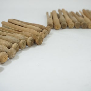 Wooden Clothes Pins, 30 Natural Wood Clothes Pins, Round Wooden Pins Vintage Push Laundry Line Clothes Pins, Craft Supply #285 Free USA Ship