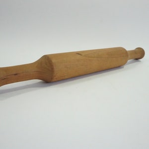Solid Wooden Rolling Pin, No Dowel, Vintage Wood Roller, Vintage Kitchen, Retro 1950's Kitchen Decor, 18" L Pastry Roller, Free USA Ship