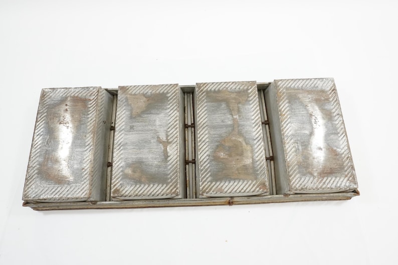 Chicago Metallic Baking Sheet Pan - Thumbnail 4