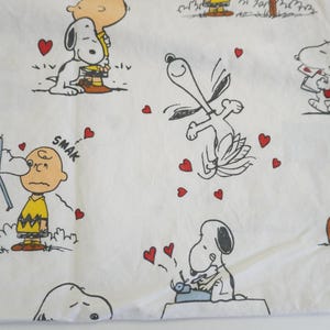 Pottery Barn Kids Pillowcase, Cotton Charlie Brown, Snoopy Cotton Bedding, 1 Standard Case, Peanuts Bedding, Free USA Ship