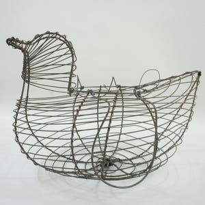 Egg Basket, Chicken Basket, Vintage Country Kitchen Decor, Hen Egg Basket, Duck Bird Shaped Basket Egg Collecting Basket Lot B Free USA Ship