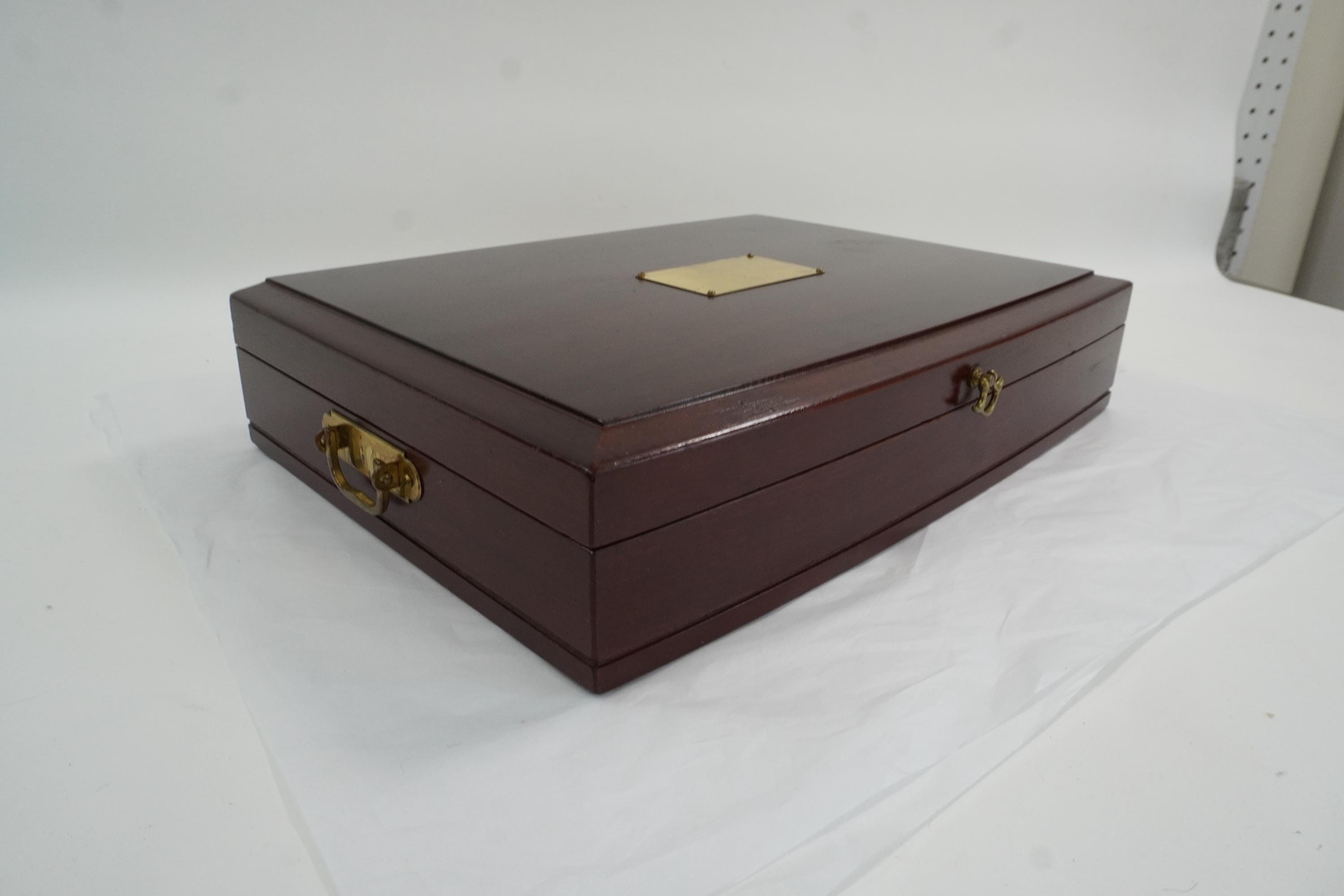 Flatware Chest, Silverware Box, Storage Cutlery Case, Silver