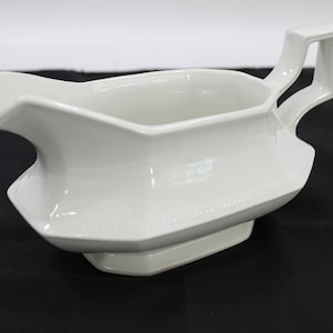 Johnson Bros Ironstone Sauciere, englisches Keramik, Krug, englische Sauciere, weißes englisches Porzellan, Ironstone Free USA Ship