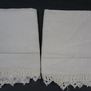 Free USA Ship Dowry Linens 1940/'s Linen Bedding White Work Vintage Linens Flange Cutout Work 2 Standard Pillow Shams Off White Linen