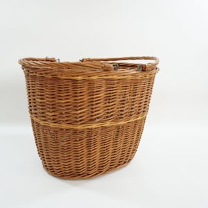 Vintage Sewing Basket, Oval Basket w/ Handles, Woven Wicker Sewing Box, Storage Basket, Yarn Basket, 1950s Sewing Basket 12&quot; H Free USA Ship