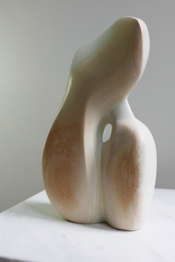 抽象彫刻、石の彫刻、エレガントな彫刻、アフリカの石、3Dアート、石の