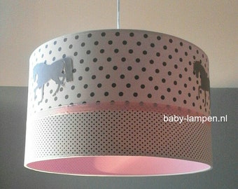 Hanglamp babykamer kinderkamer paarden roze en grijs