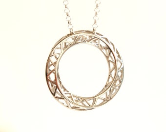 Signature Mobius Twist Geometric pendant in sterling silver