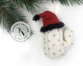 CROCHET PATTERN - Fancy Shmancy Holiday Cactus Ornament - Digital PDF. Crocheted Christmas cactus tutorial. Amigurumi Santa succulent plant