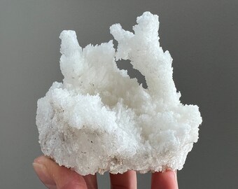 White Aragonite Cluster Aragonite Specimen Raw Aragonite Crystal Cave Calcite Flos Ferri Aragonite Raw Mineral Specimen Guizhou China A4