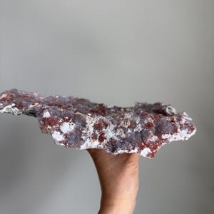 Ruwe amethist bloem kristalcluster regenboog melkweg amethist plaat mineraal exemplaar uit Brazilië natuurlijk rood hematiet A6 afbeelding 6