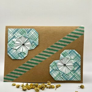 Ręcznie robiona zielona kratka origami serca kartka okolicznościowa (pusta w środku)