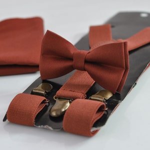 Cinnamon Terracotta Brown Cotton Bow tie + Elastic Bretels Bretels + Pocket Plein Hanky Zakdoek Heren / Jeugd / Jongens Kinderen / Baby Baby