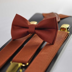 Cinnamon Terracotta Redish Brown Cotton Bow tie Bowtie bretelles élastiques assorties pour hommes / jeunes / garçons enfants / bébé nourrisson tout-petit image 1