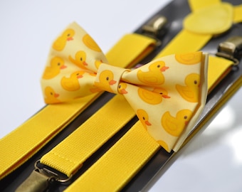 Papillon giallo pre-annodato Little Yellow Ducks Baby + bretelle color verde acqua per uomo/ragazzo/ragazzo/bambino/neonato/bambino piccolo