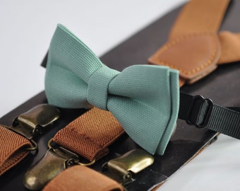Stofgroene strikdas voor heren, Saliegroene strikdas voor bruiloft, Voorgebonden strikdas voor bruidsjonkers, Strikdas voor de bruidegom, Strikdas voor de ringdrager, Cadeau voor hem