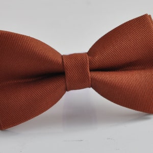 Rusty Rust Red Brown Pretied algodón pajarita pajarita para hombres adultos/jóvenes adolescentes/niño niños/niños pequeños bebé infantil