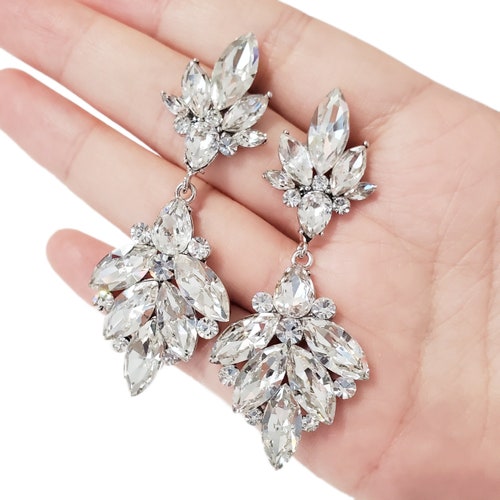 Swarovski Chandelier earrings, Clear Silver Statement Earrings, Bridal Chandelier Crystal earrings, Swarovski Champagne Crystal earrings