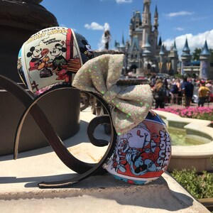 Klassisches Stirnband mit Cartoon-Skizzenohren und Paillettenschleife | Mickey und Minnie Disney Mouse Ohren