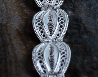PD-1809-MS 2 Pcs Lace Pattern Pendant Crescent Moon Pendant Matte Silver Plated over Brass 23mm x 38mm Filigree Pendant